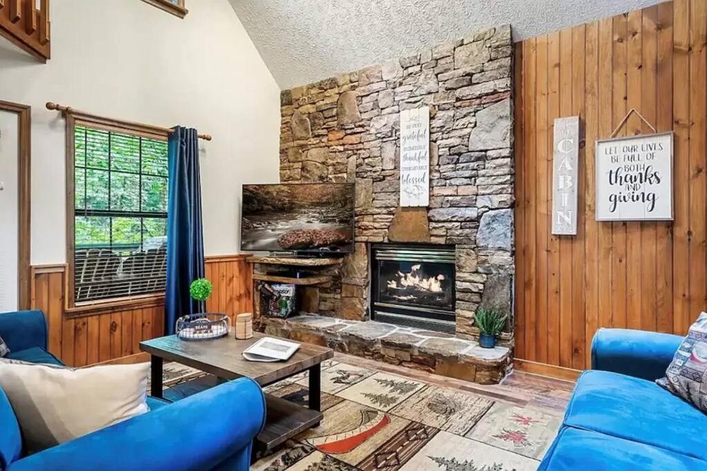 Beary Peaceful Smokies Retreat: Hot-Tub & Pools Villa Pigeon Forge Exterior foto